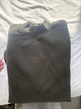 Essentials FOG Crewneck Sweatshirt